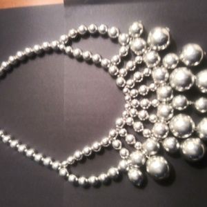 Beautiful chunky Beaded necklace